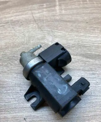 KIA Sorento Turbo solenoid valve 72190316