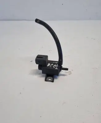 Toyota Avensis T250 Turbo solenoid valve 258600R010 72828606