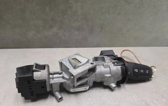 Ford Mondeo MK V Ignition lock DS7T15607BB