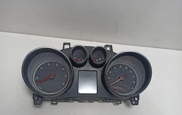 Opel Mokka Speedometer (instrument cluster) 95386879