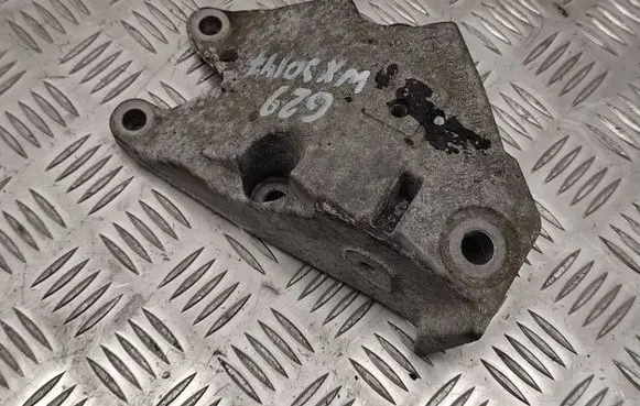 BMW Z4 g29 Engine mounting bracket 6876205 22116876205