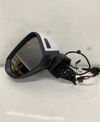 Audi Q3 F3 Front door electric wing mirror 81A857535E 83C857409G