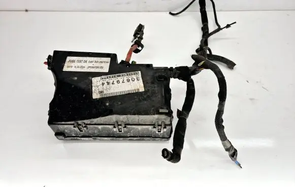 Volvo S60 Fuse box set 30679744 0564862