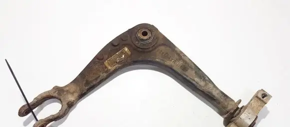 Peugeot 407 Front lower control arm/wishbone