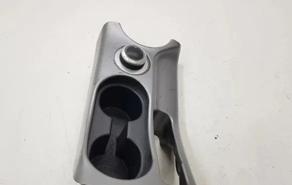 Mitsubishi Outlander Cup holder front 8011A079