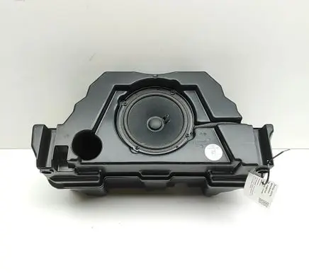 Audi A4 Allroad B9 Subwoofer speaker 8W9035382