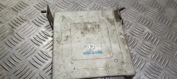 Mazda 323 F Engine control unit/module E2T84986M Z57318881