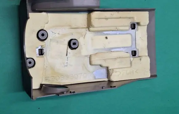 Volvo XC90 Steering wheel trim 
