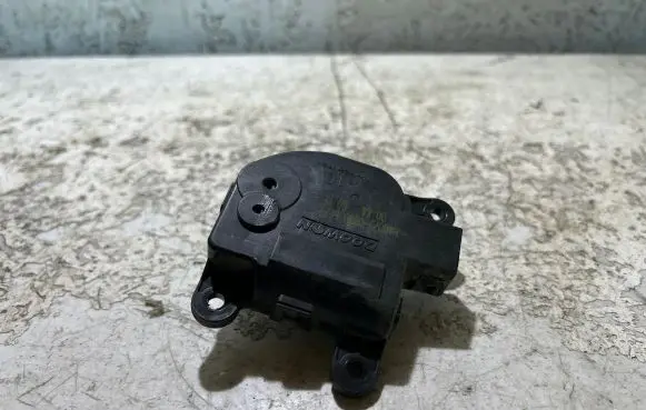 KIA Rio Air flap motor/actuator H40073-0880