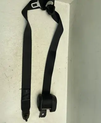 Opel Frontera A Front seatbelt 97188292 047102 304074BL