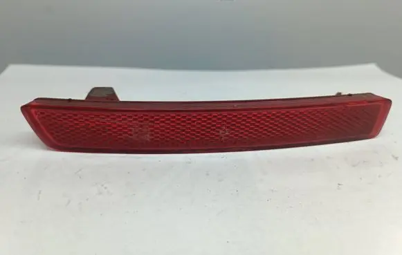 Rear tail light reflector