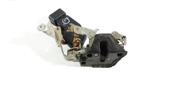 Suzuki XL7 I Tailgate/trunk/boot lock/catch/latch