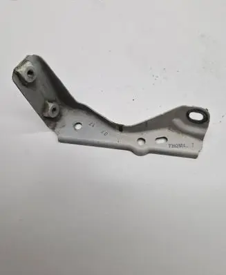 BMW X1 F48 F49 Fender mounting bracket 7392804 739280407
