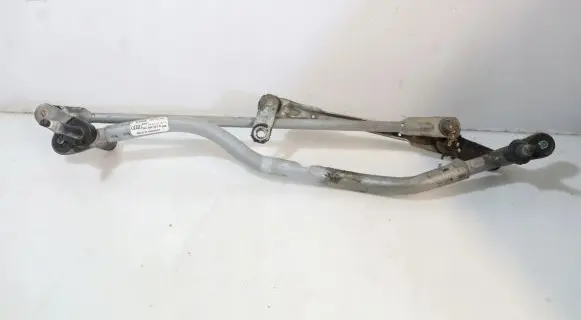 Audi A4 S4 B8 8K Front wiper linkage 