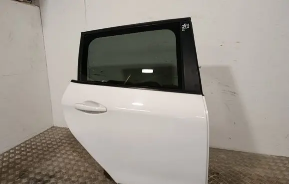 Peugeot 2008 I Rear door 