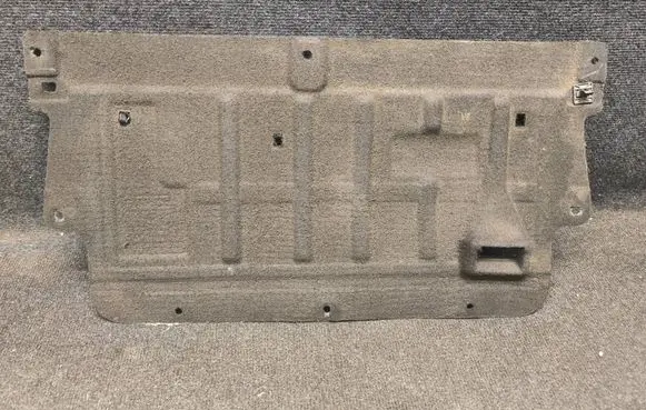Ford Explorer VI Engine splash shield/under tray L1MB6P013AD