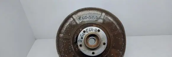 BMW 5 E60 E61 Rear wheel hub
