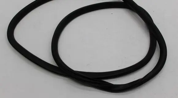 Seat Leon (5F) Rubber seal rear door 