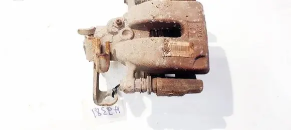 Peugeot 3008 I Rear brake caliper