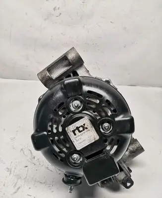 Toyota Avensis T250 Generator/alternator 401821912 11012157