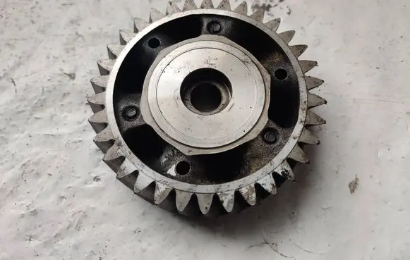 Volkswagen Transporter - Caravelle T5 Crankshaft position gear 070109227B