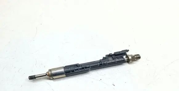 BMW 4 F32 F33 Fuel injector 0261500172 7639994 13647639994