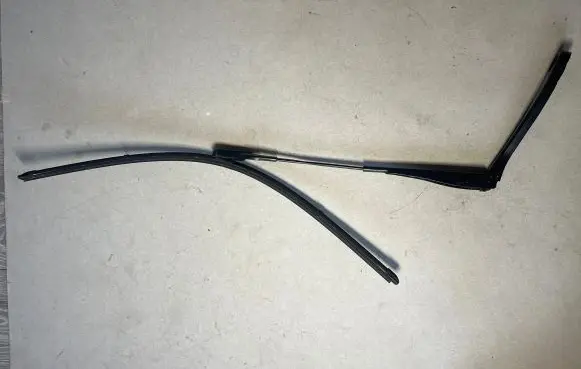 BMW X5 G05 Windshield/front glass wiper blade W000089473