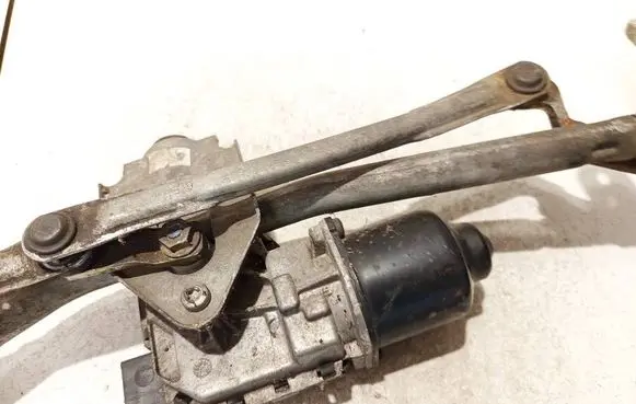Volkswagen Polo IV 9N3 Wiper motor 6q1955113a 443122288017