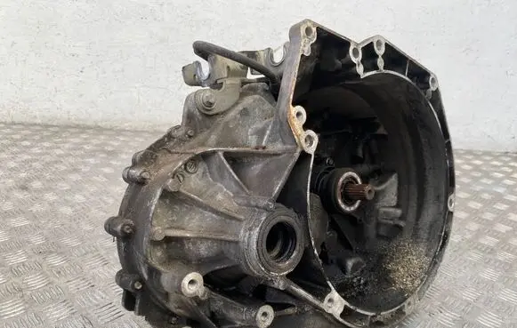 Ford Focus Manual 5 speed gearbox CV6R7002PF 020915025133