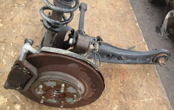 Fiat Freemont Stub axle 