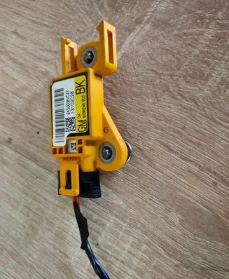 Opel Signum Airbag deployment crash/impact sensor 13102028