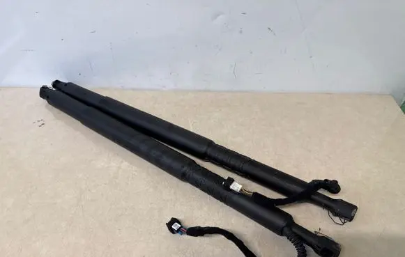 BMW 6 G32 Gran Turismo Tailgate/trunk strut/damper 7397905 7397906