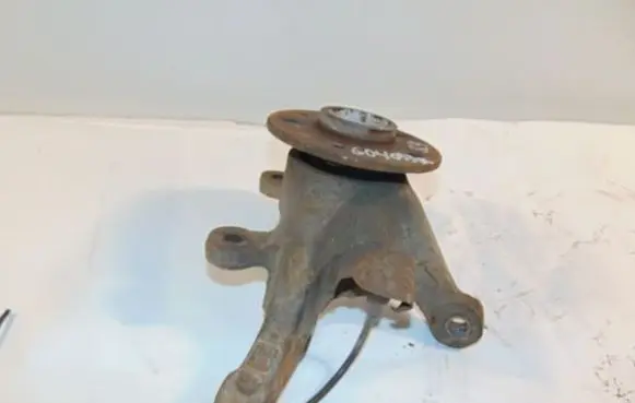 Mercedes-Benz Vito Viano W638 Front wheel hub spindle knuckle A6383300332 6383300332