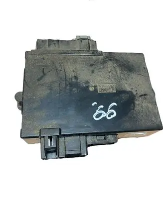 Volvo XC90 Seat control module 8691707