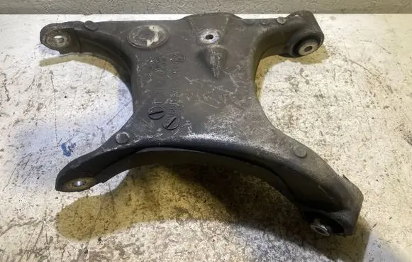 BMW 7 E65 E66 Rear upper control arm/wishbone 6753109