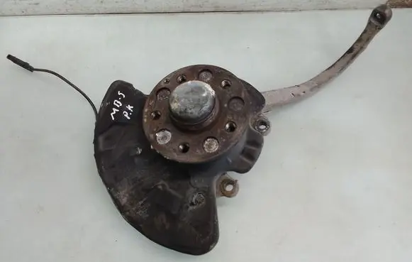 Mercedes-Benz S W220 Front wheel hub spindle knuckle