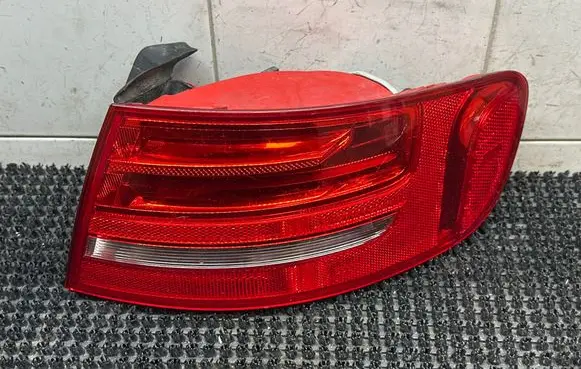 Audi A4 S4 B8 8K Rear/tail lights 8K9945096