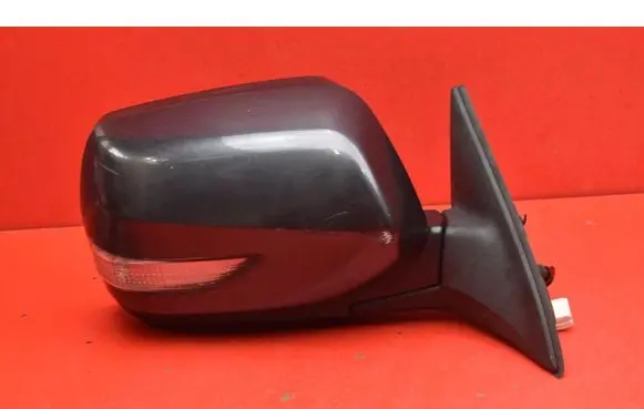Subaru Outback Front door electric wing mirror 027412