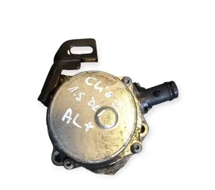 Renault Clio III Vacuum pump 