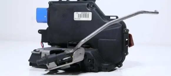Audi A8 S8 D3 4E Rear door lock 4E0839015