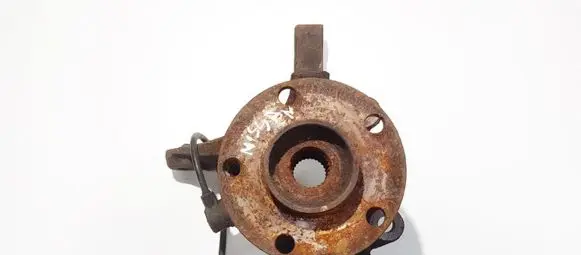 Nissan Almera Tino Front wheel hub 40014bu040