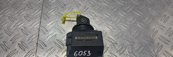 Mercedes-Benz E W211 Ignition lock 2115450608 9001283130206158 33002203