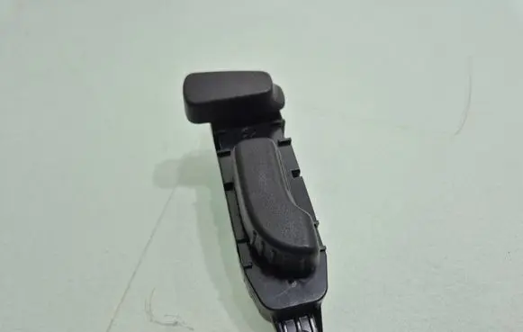 Infiniti QX60 L50 Seat control switch 