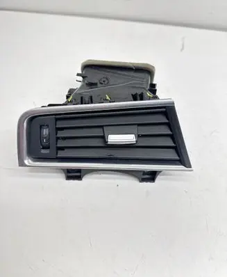 BMW 5 GT F07 Dashboard side air vent grill/cover trim 16828110