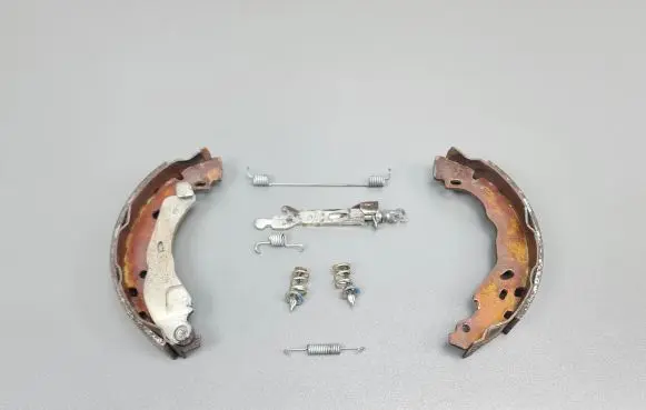 Dacia Sandero II Brake pads (rear) 
