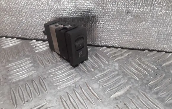 Volkswagen PASSAT B5.5 Seat heating switch 3B0963564C