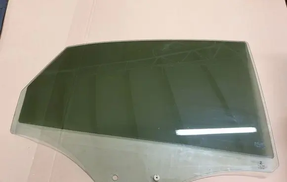 Audi A3 S3 8V Rear door window glass 8V5845206 43R00048