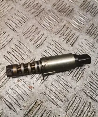 Audi A6 S6 C6 4F Camshaft vanos timing valve 06e109257j