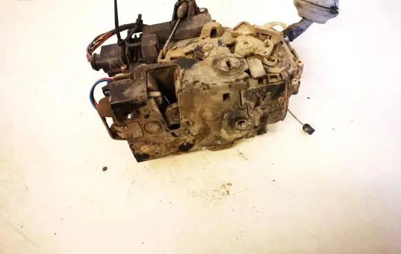 Seat Leon (1M) Rear door lock