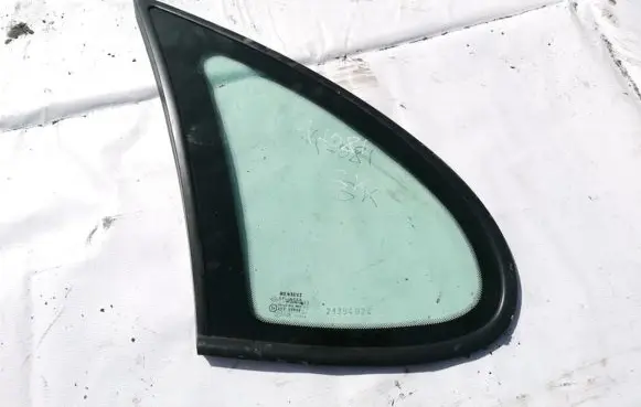 Renault Scenic I Rear side window